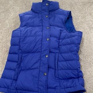 LIKE NEW puffer vest Down feathers Land’s End Medium 10 - 12